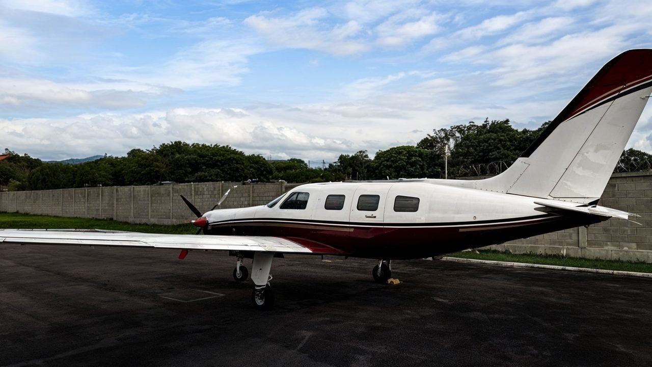 PIPER JETPROP DLX 1999 PIPER JETPROP DLX 1999