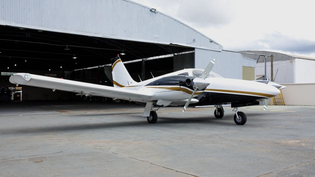 SENECA II 1976 SENECA II 1976