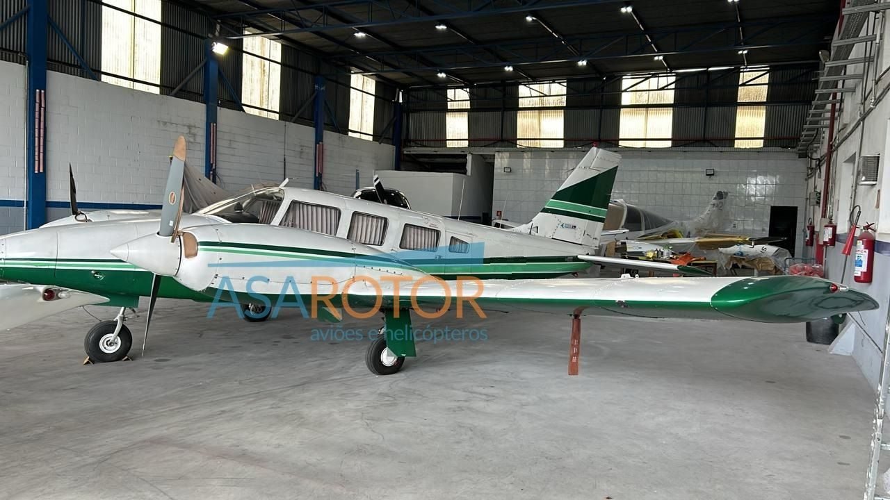EMBRAER EMB-810C SENECA II 1980 EMBRAER EMB-810C SENECA II 1980