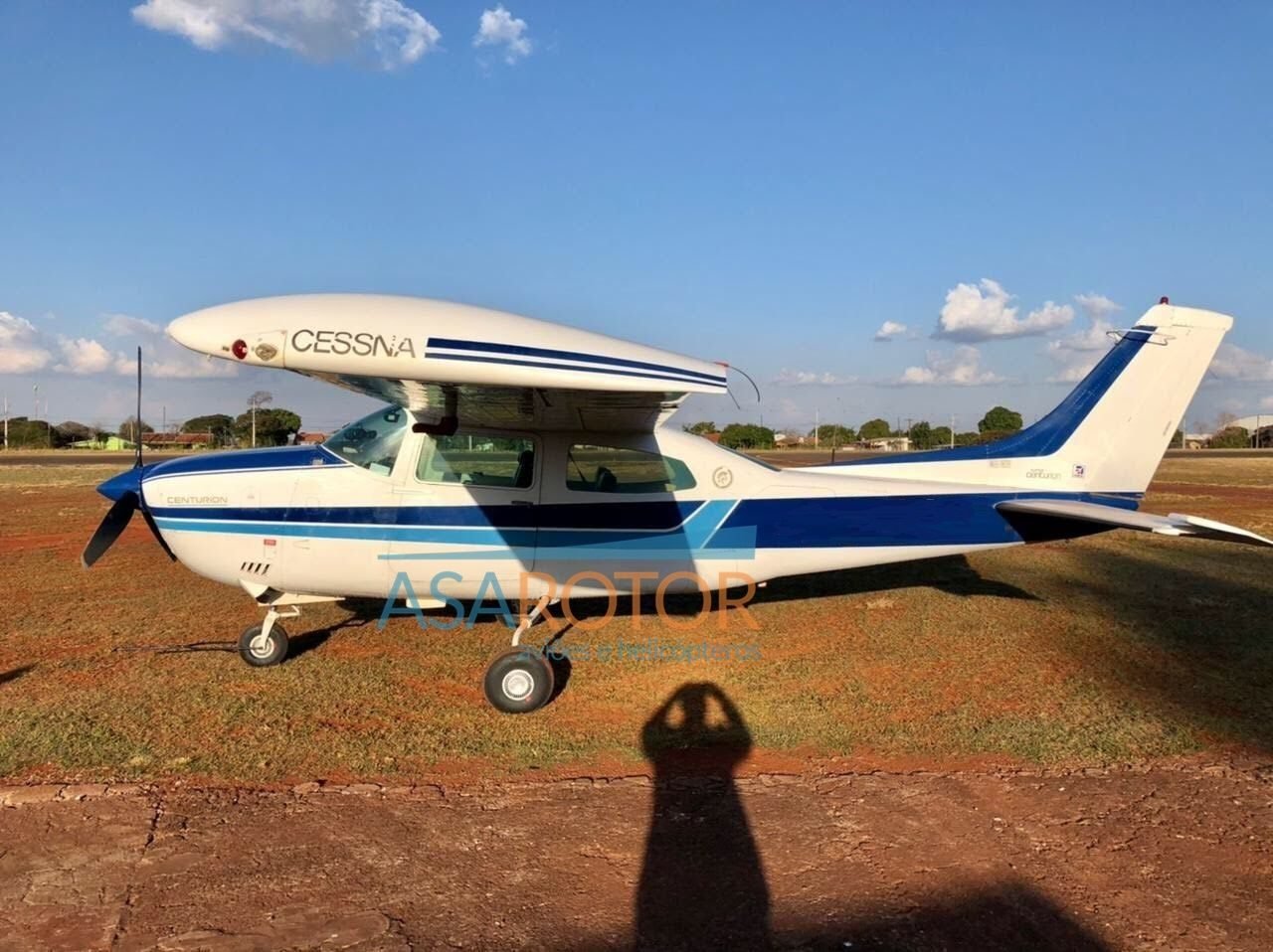 CESSNA T210M TURBO 1977