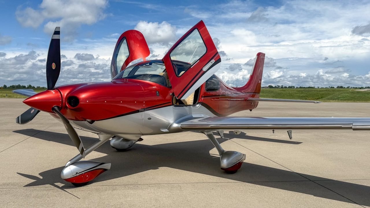 CIRRUS SR22T G5 PLATINUM 2016 CIRRUS SR22T G5 PLATINUM 2016