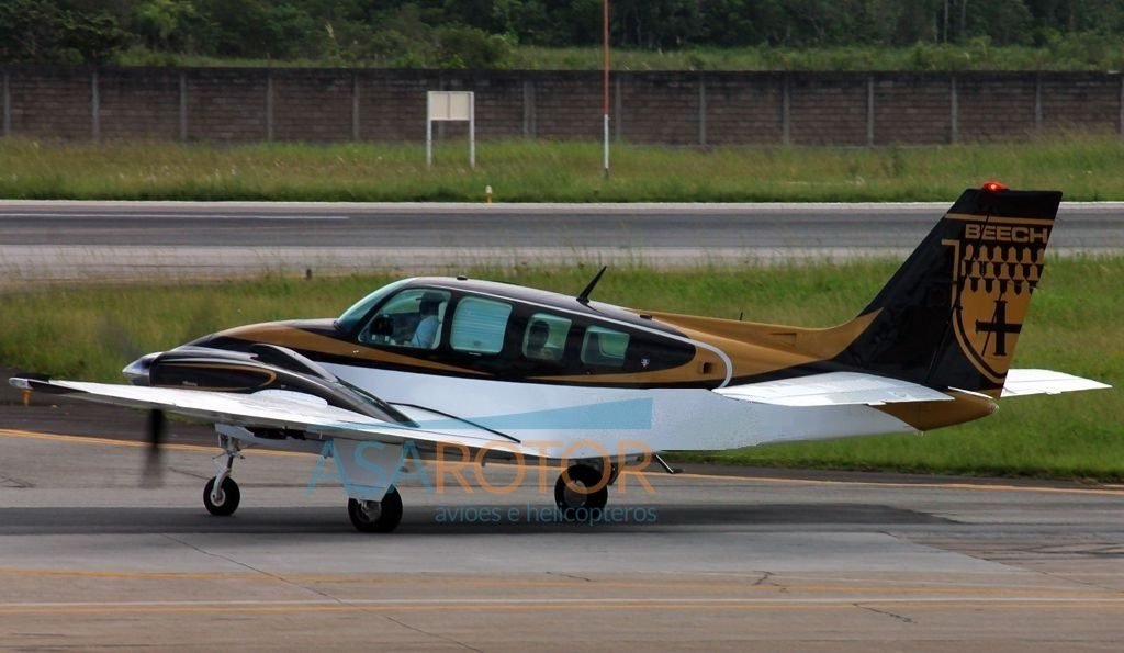 BEECHCRAFT BARON B58 1981 BEECHCRAFT BARON B58 1981