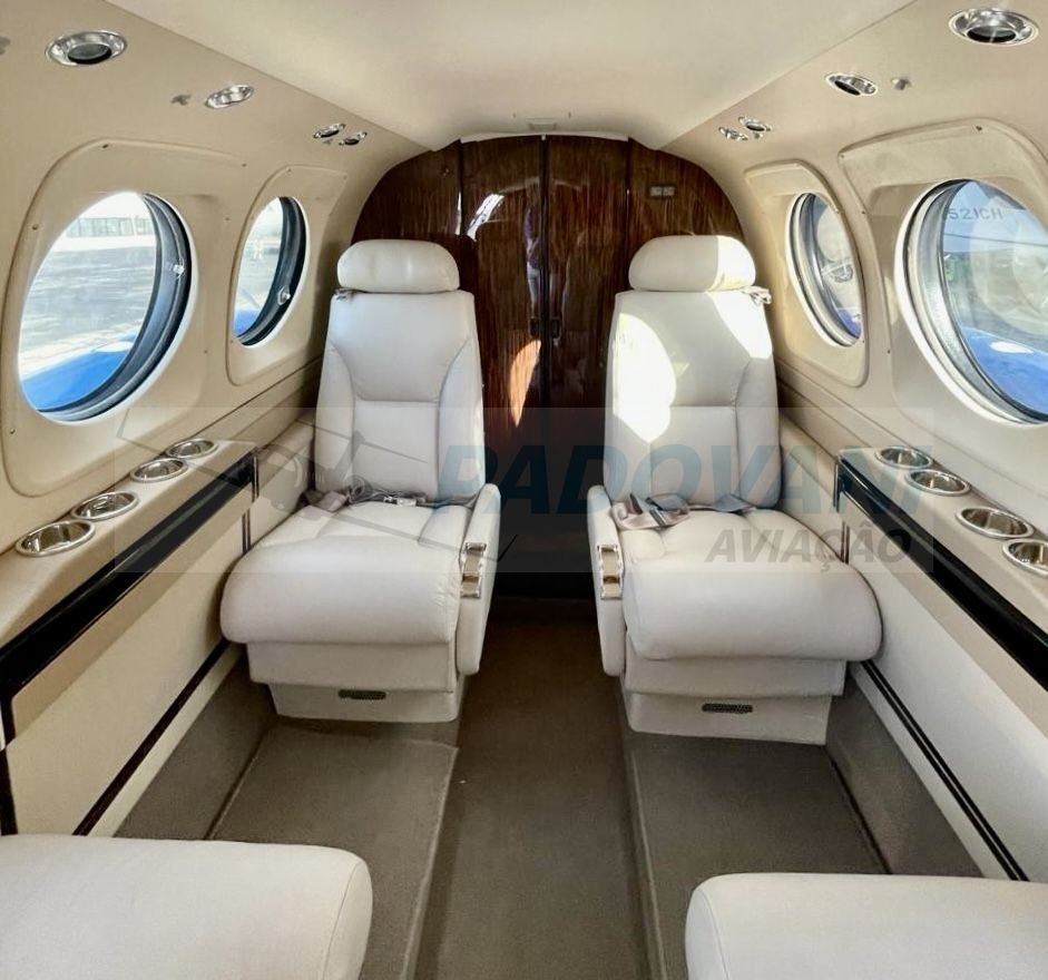 BEECHCRAFT KING AIR C90GTI 2008 BEECHCRAFT KING AIR C90GTI 2008