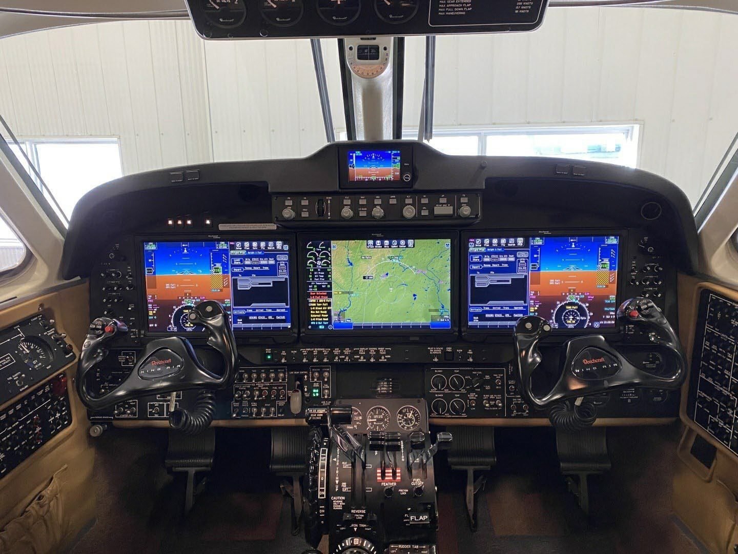 BEECHCRAFT KING AIR 250 2016 BEECHCRAFT KING AIR 250 2016