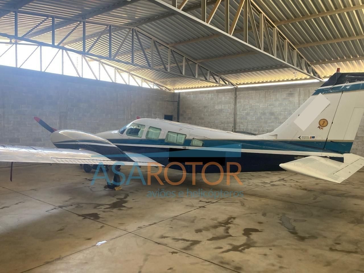 EMBRAER EMB-810C SENECA II 1980 EMBRAER EMB-810C SENECA II 1980