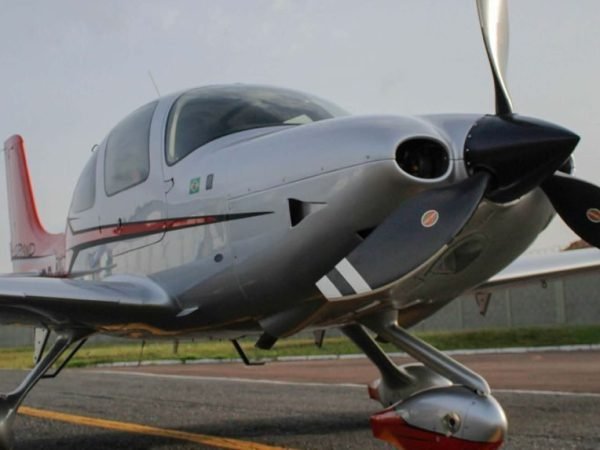 CIRRUS SR22T GTS G5 2015