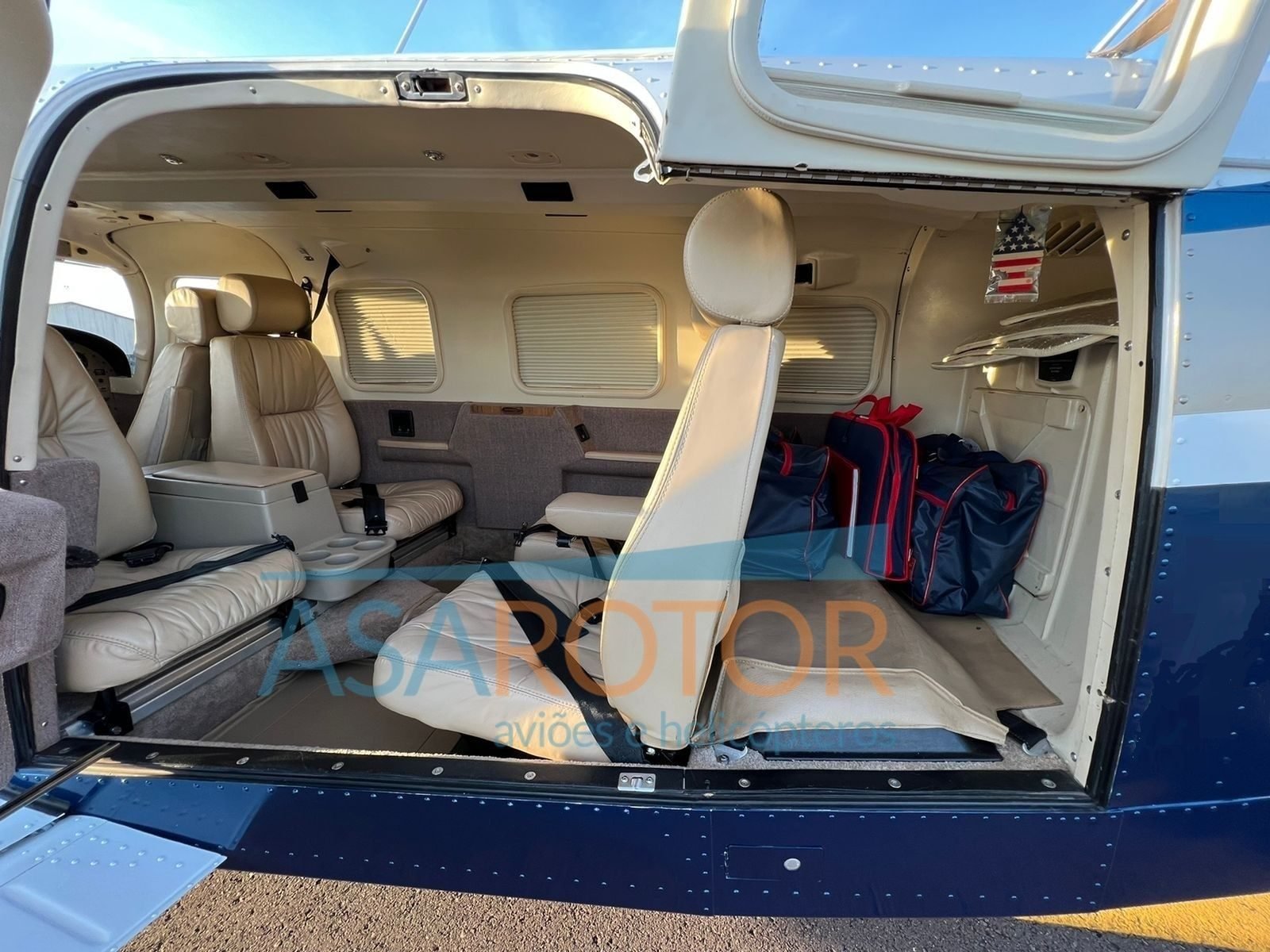 PIPER PA34-220T SENECA V 1997 PIPER PA34-220T SENECA V 1997