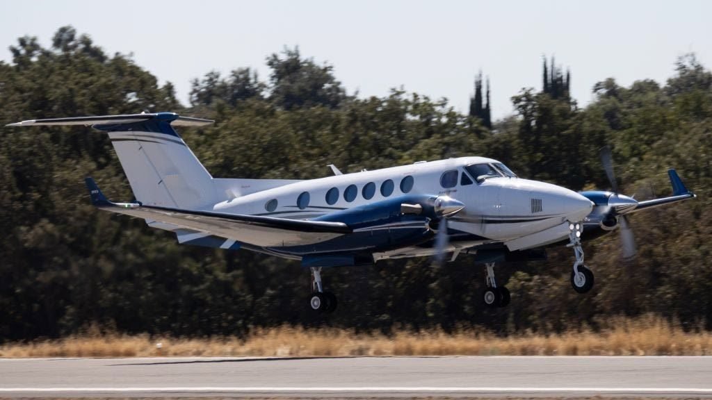 BEECHCRAFT KING AIR 250 2016 BEECHCRAFT KING AIR 250 2016