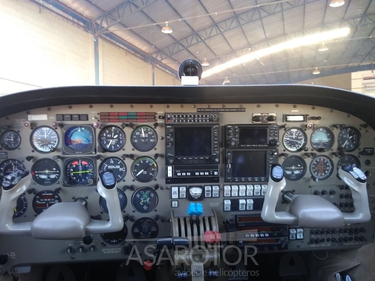 PIPER PA34-220T SENECA IV 1995 PIPER PA34-220T SENECA IV 1995
