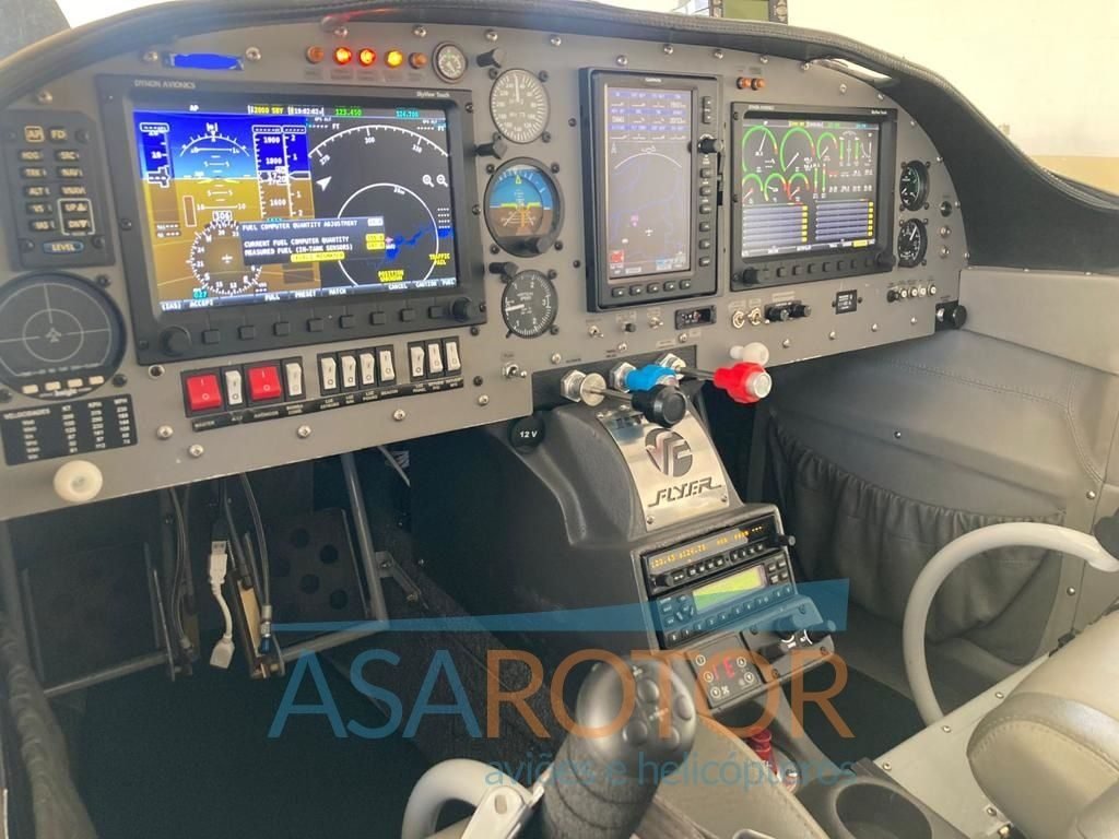 VANS AIRCRAFT RV-10 2011 FLYER VANS AIRCRAFT RV-10 2011 FLYER