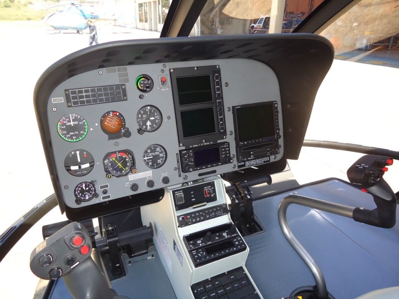 EUROCOPTER EC130 B4 2011 EUROCOPTER EC130 B4 2011