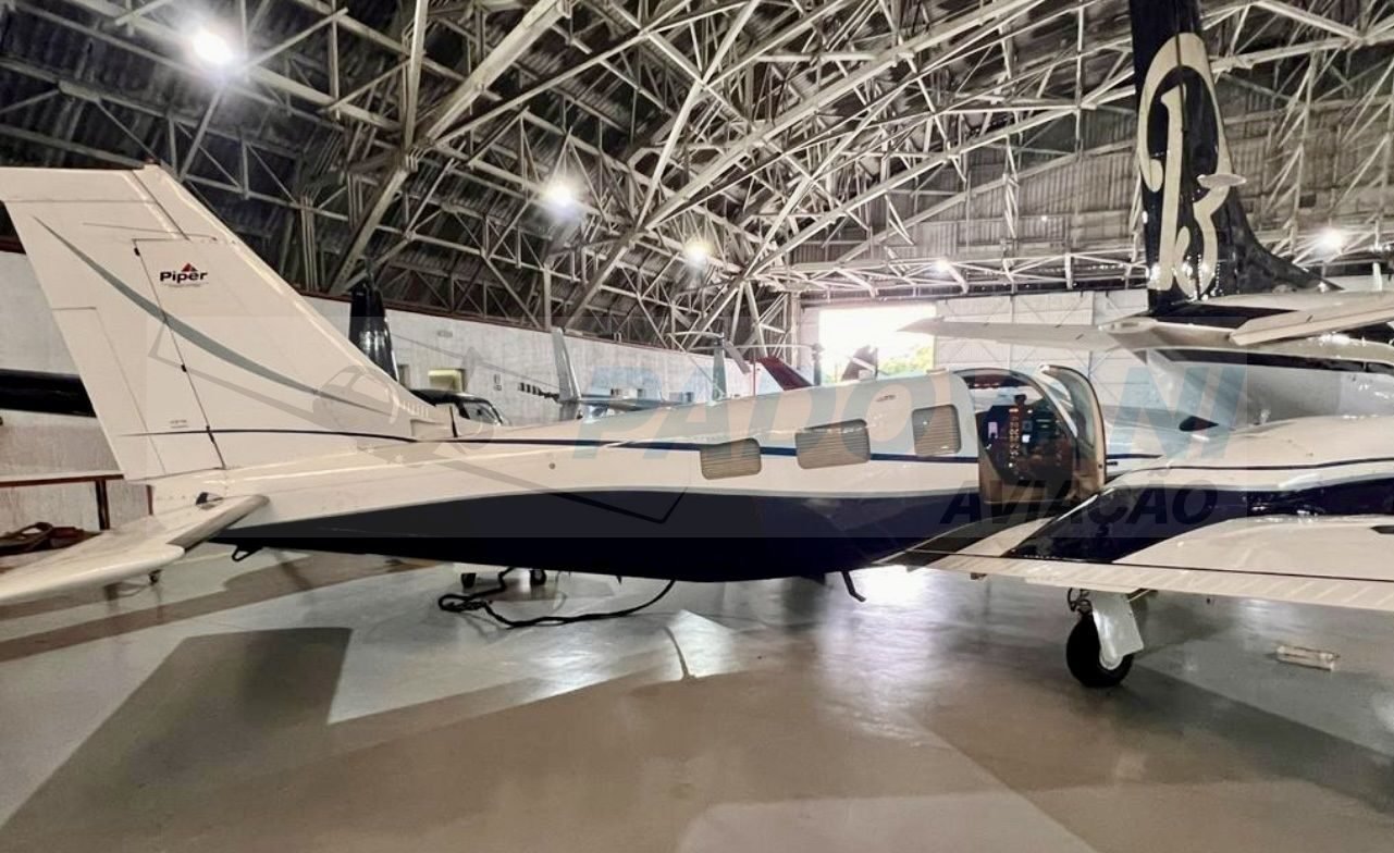 PIPER PA-34-220T SENECA V 2001 PIPER PA-34-220T SENECA V 2001