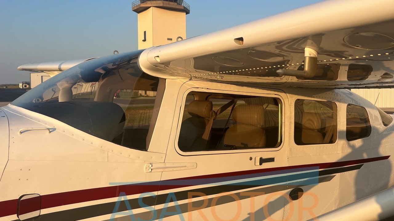 CESSNA T206H STATIONAIR 2000