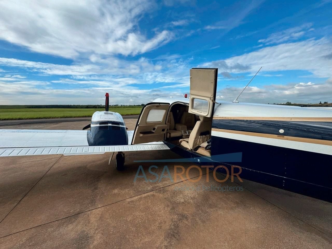 PIPER PA34-220T SENECA V 1998 PIPER PA34-220T SENECA V 1998