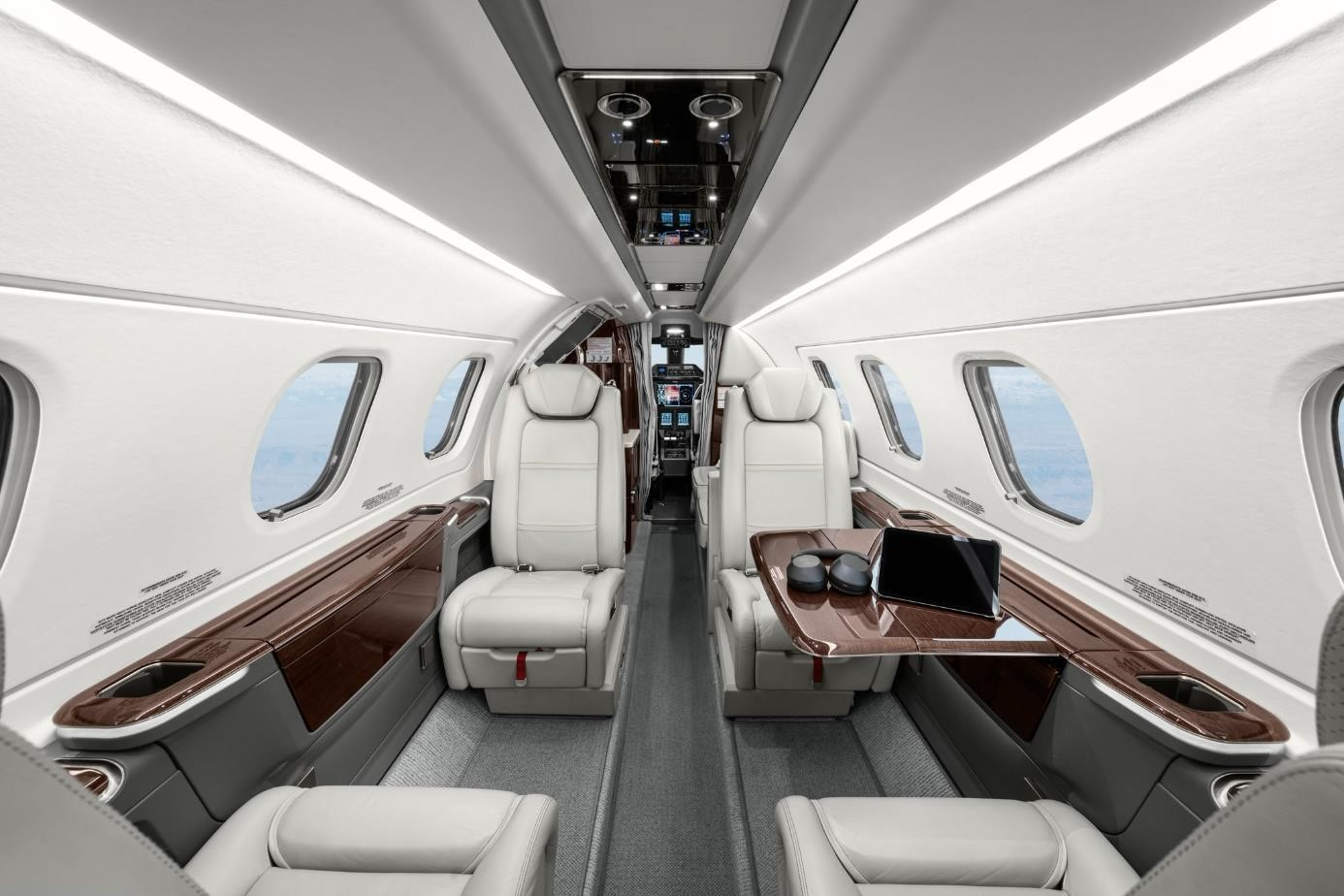 EMBRAER PHENOM 300E 2019 EMBRAER PHENOM 300E 2019