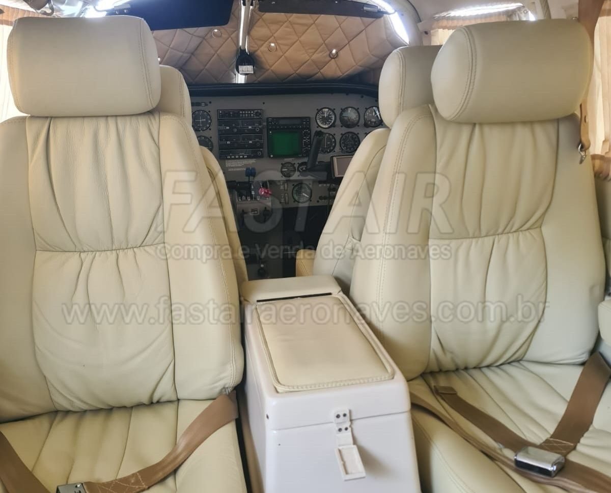 EMBRAER EMB-810C SENECA II 1979 EMBRAER EMB-810C SENECA II 1979