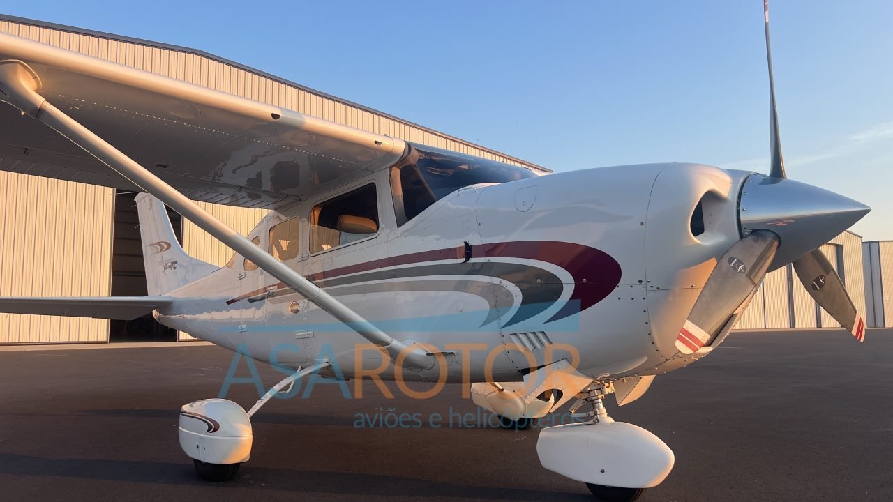 CESSNA T206H STATIONAIR 2000
