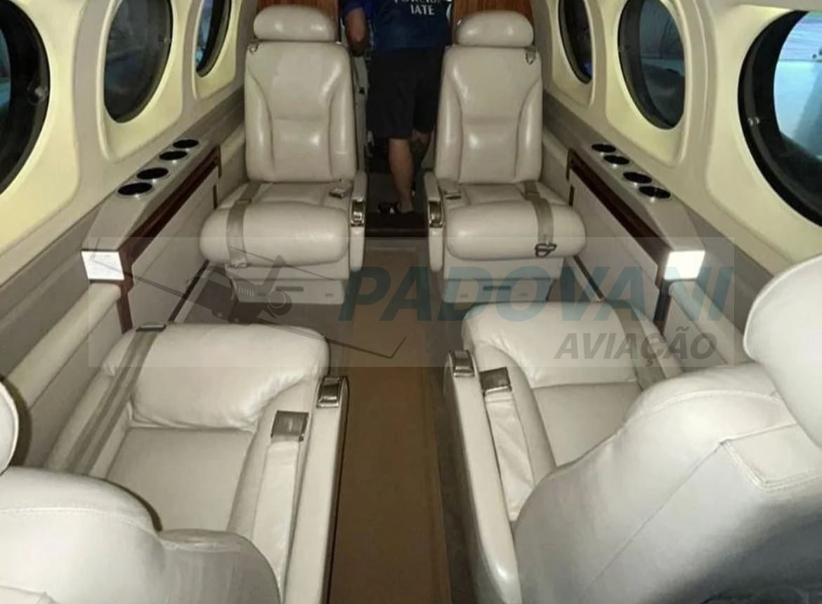 BEECHCRAFT KING AIR C90GT 2006 BEECHCRAFT KING AIR C90GT 2006