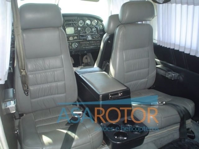 EMBRAER EMB-810C SENECA II 1980 EMBRAER EMB-810C SENECA II 1980