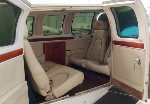 BARON B58 JAGUAR EDITION 1999 BARON B58 JAGUAR EDITION 1999