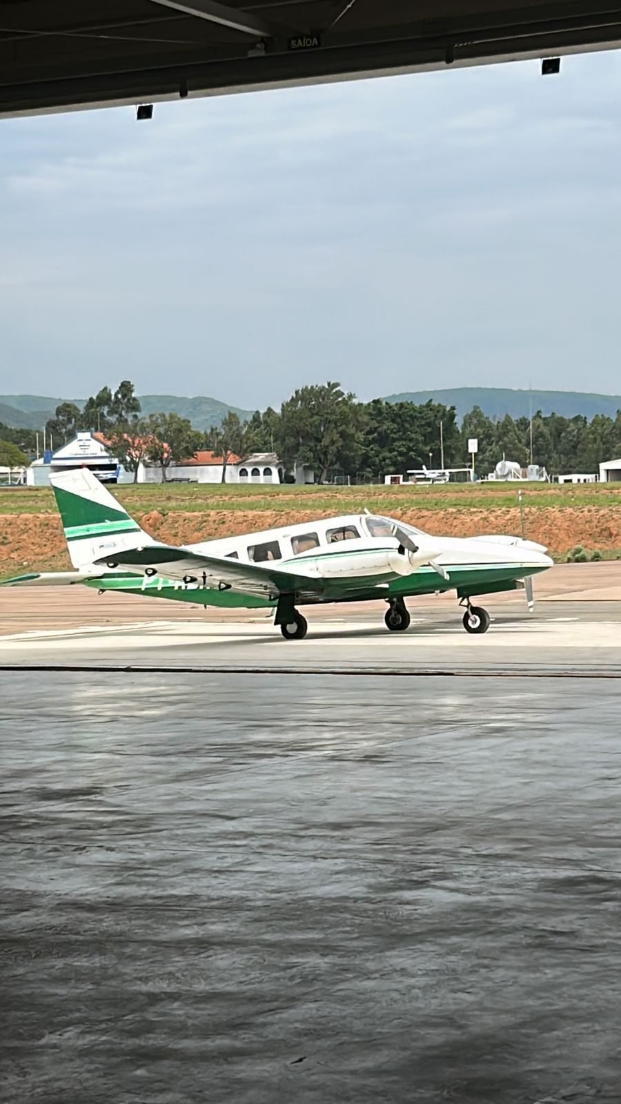EMB-810C SENECA II 1980