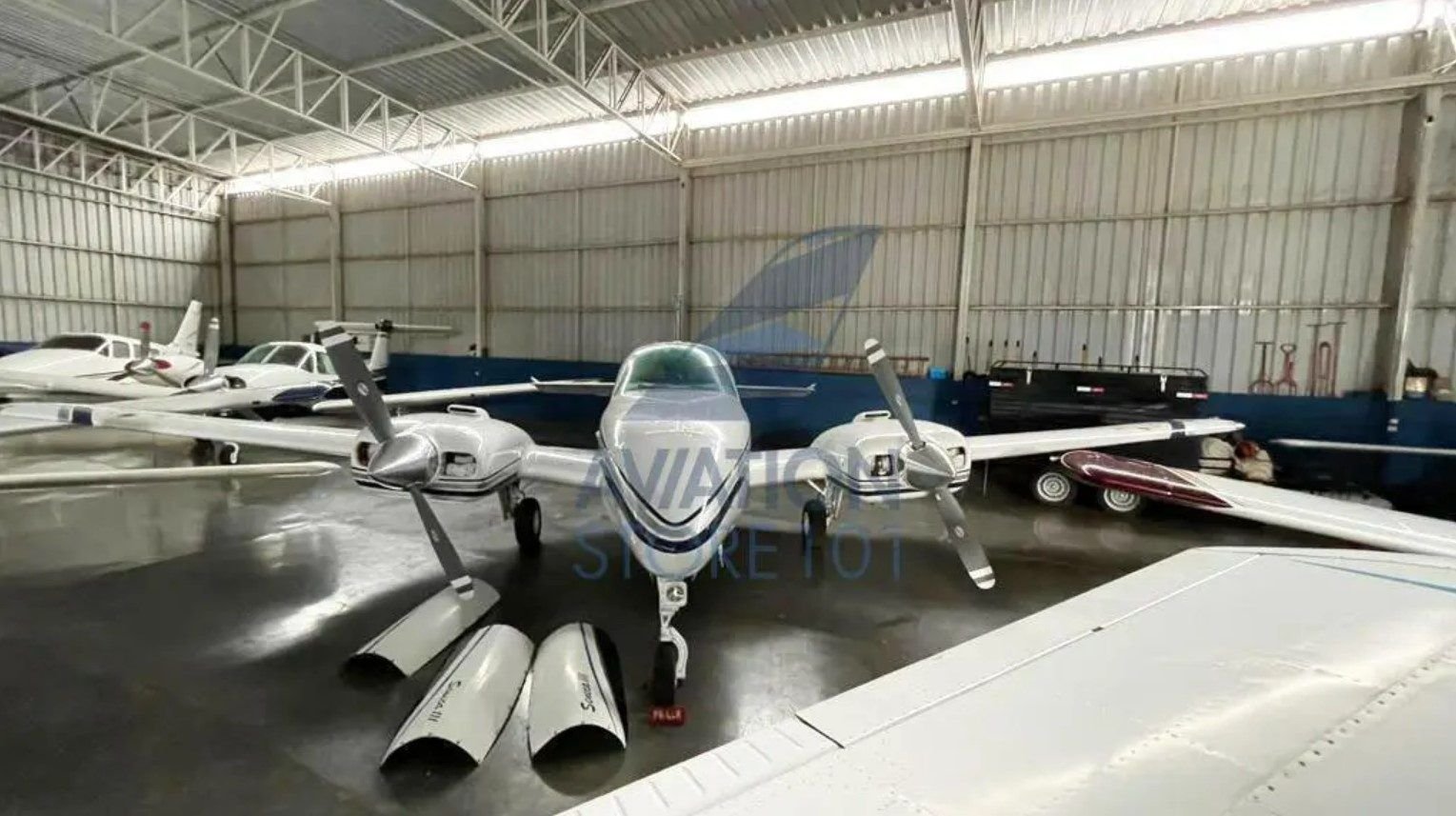 BEECHCRAFT BARON 58 1972 BEECHCRAFT BARON 58 1972