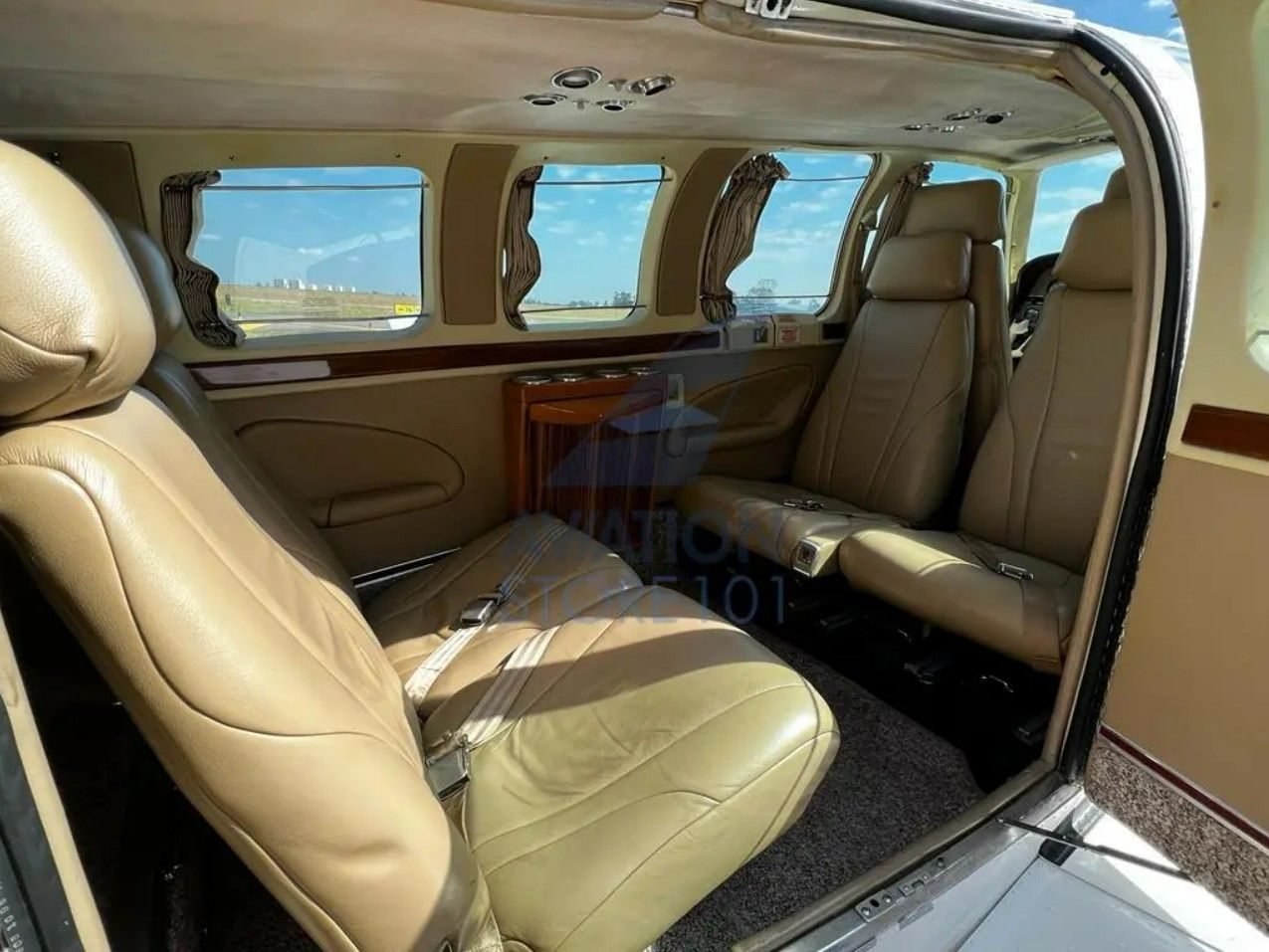 BEECHCRAFT BARON 58 1990 BEECHCRAFT BARON 58 1990