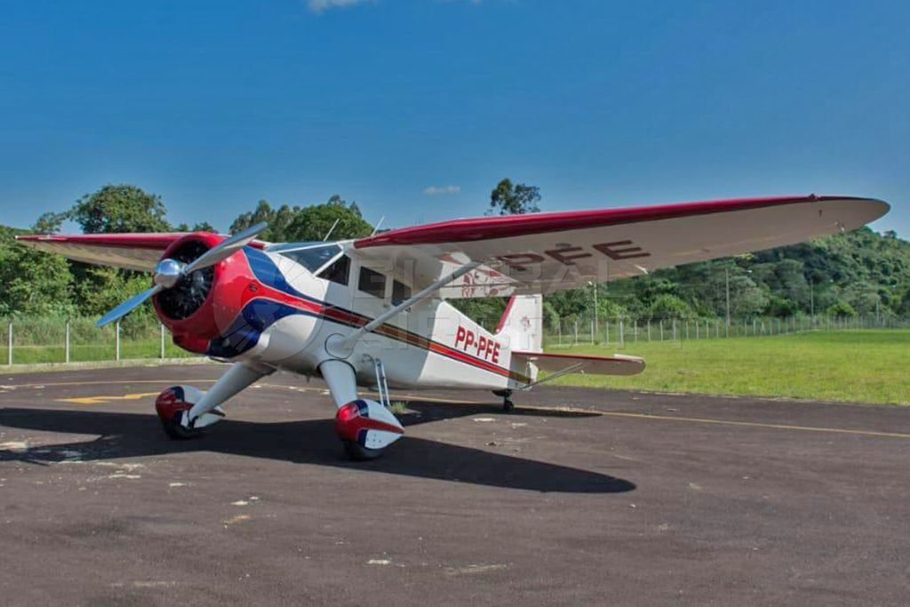 Stinson V-77 1943