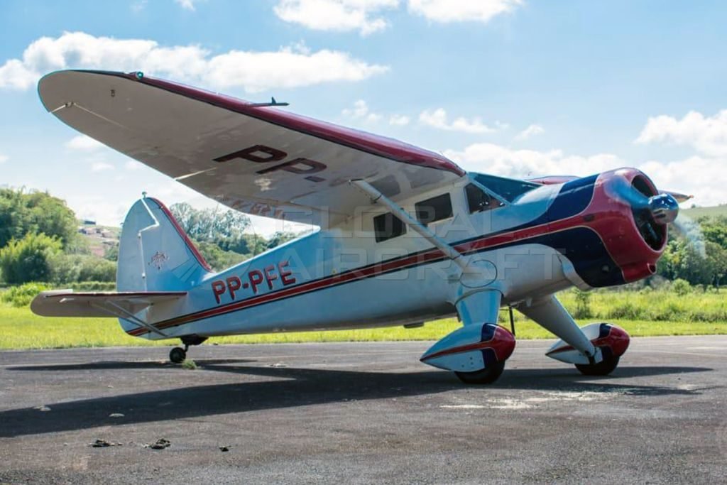 Stinson V-77 1943