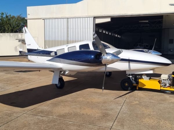 EMBRAER SENECA III EMB-810D 1991