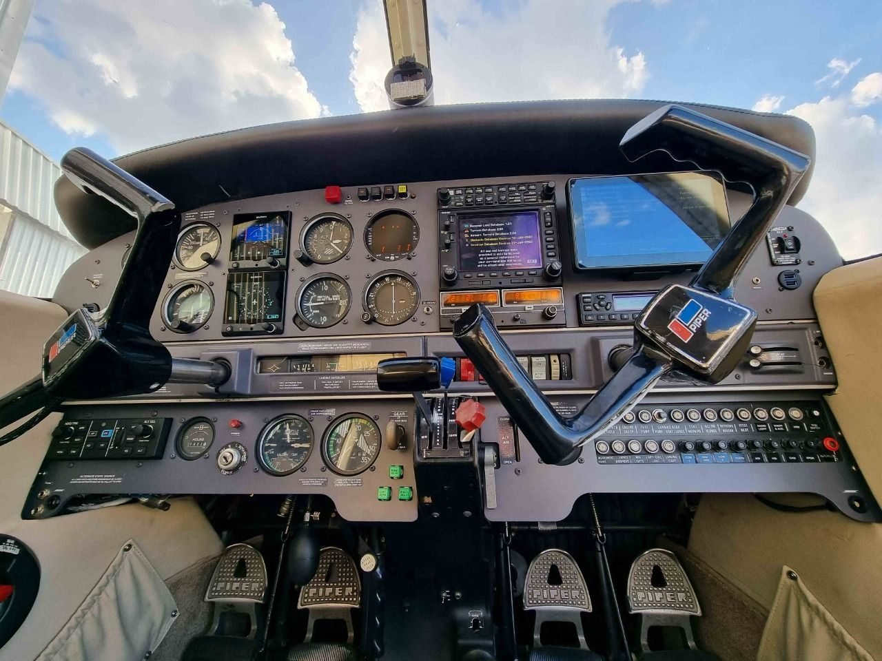 PIPER ARROW TURBO III | Ano 1977 PIPER ARROW TURBO III | Ano 1977