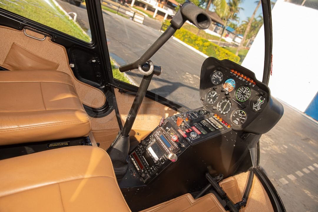 ROBINSON R44 RAVEN II 2006 ROBINSON R44 RAVEN II 2006