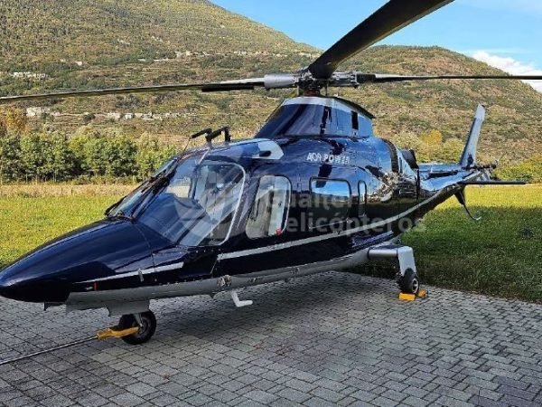 AGUSTA A109E POWER 2000