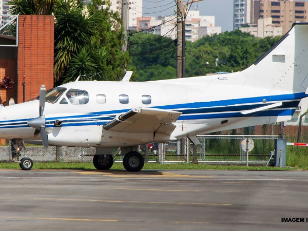 EMBRAER EMB-121 XINGU 1979