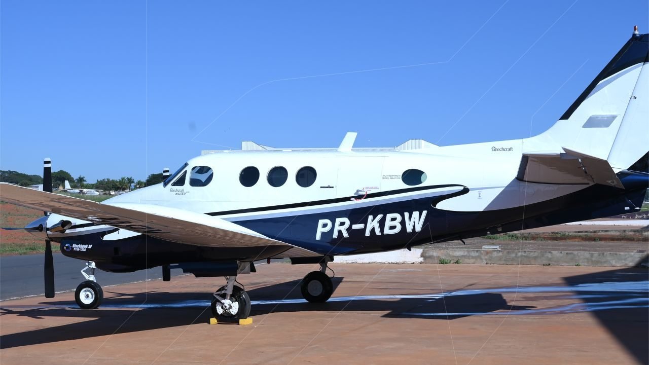 KING AIR C90XP BLACKHAWK 1979