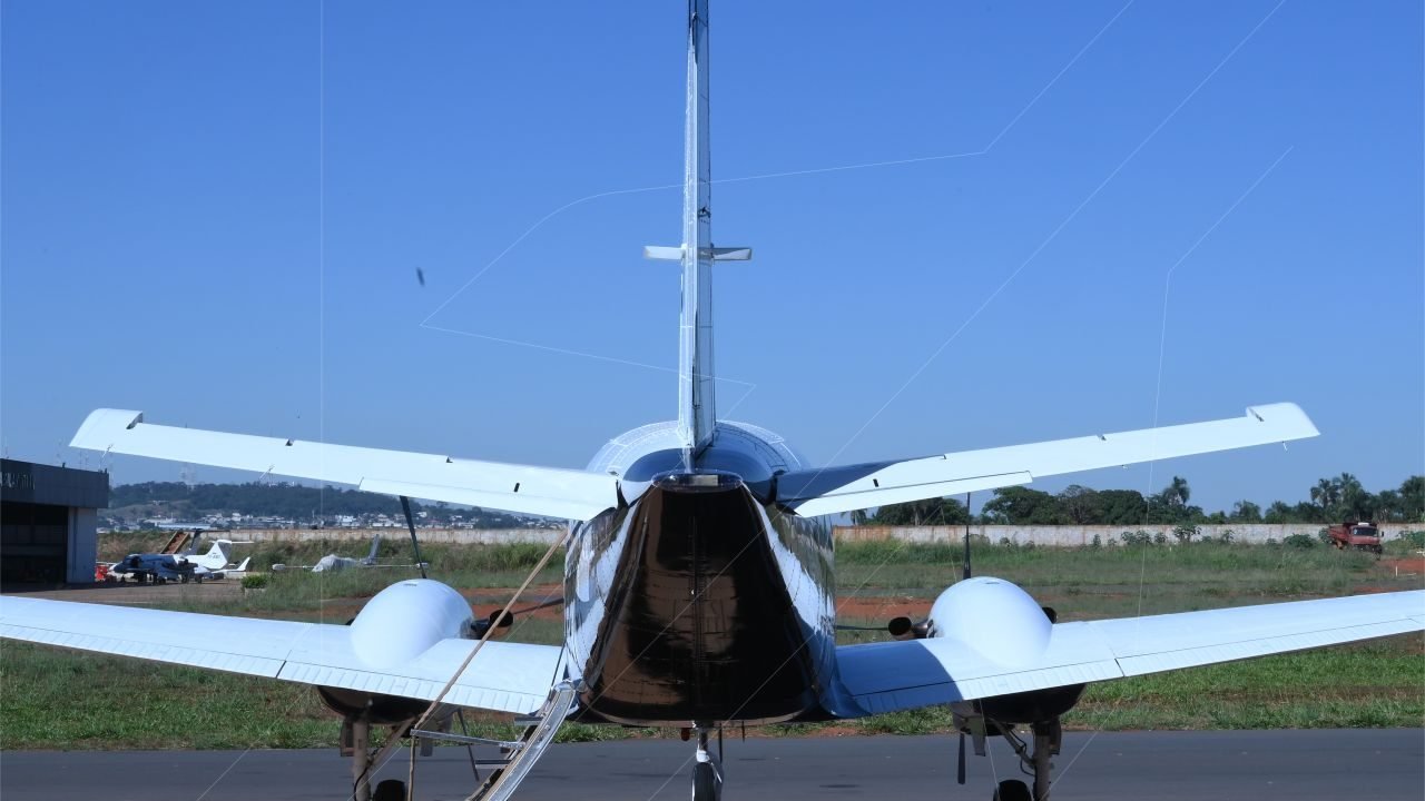 KING AIR C90XP BLACKHAWK 1979