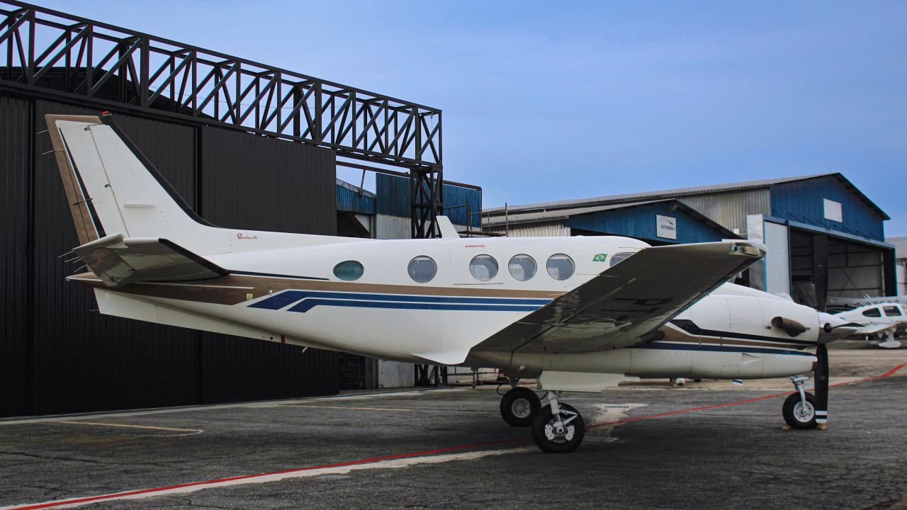 BEECHCRAFT KING AIR C90B 1997 BEECHCRAFT KING AIR C90B 1997