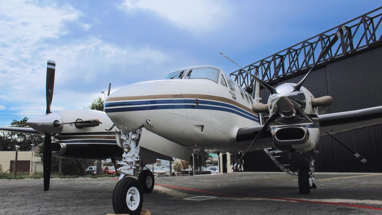 BEECHCRAFT KING AIR C90B 1997 BEECHCRAFT KING AIR C90B 1997