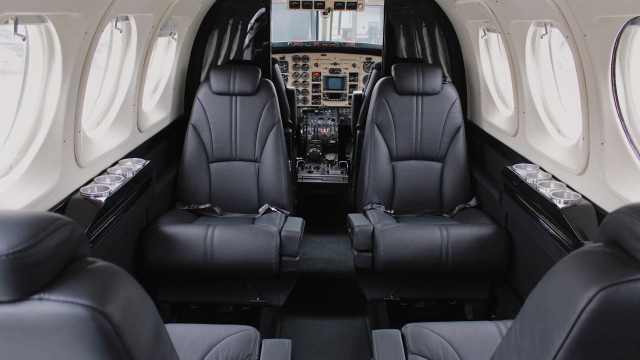 BEECHCRAFT KING AIR C90B 1997 BEECHCRAFT KING AIR C90B 1997