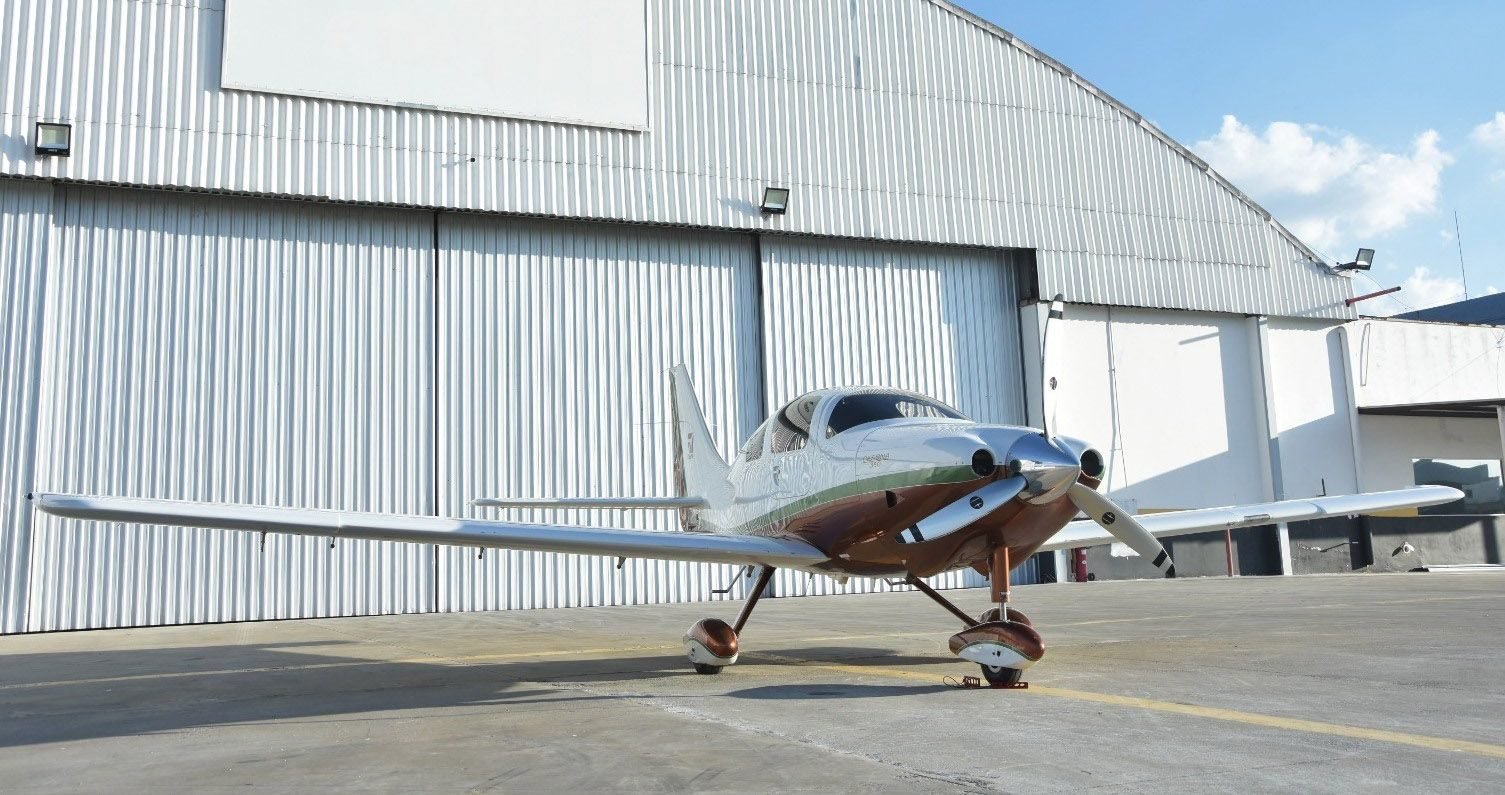 CESSNA 350 CORVALIS LC42-550FG 2007 CESSNA 350 CORVALIS LC42-550FG 2007
