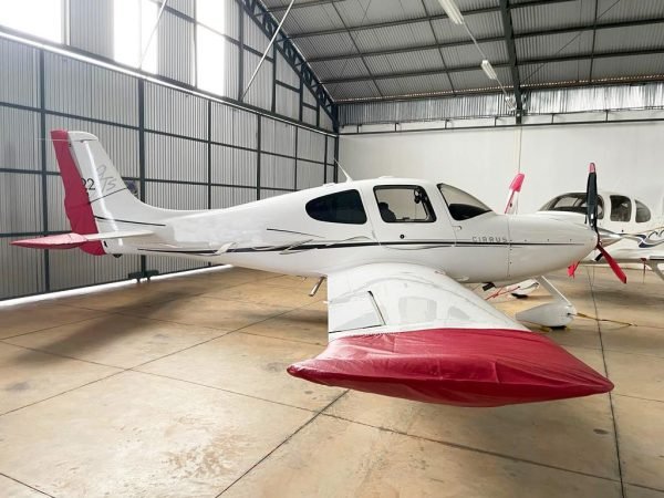 CIRRUS SR22 G2 2007