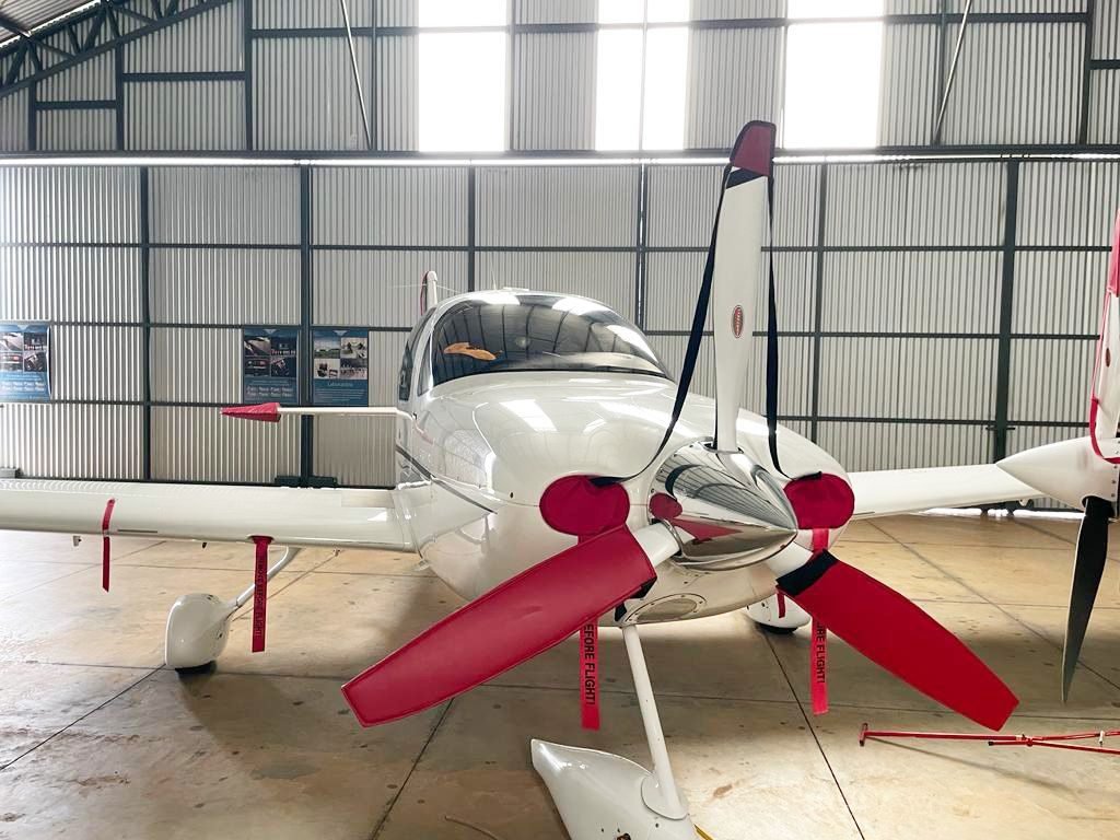 CIRRUS SR22 G2 2007