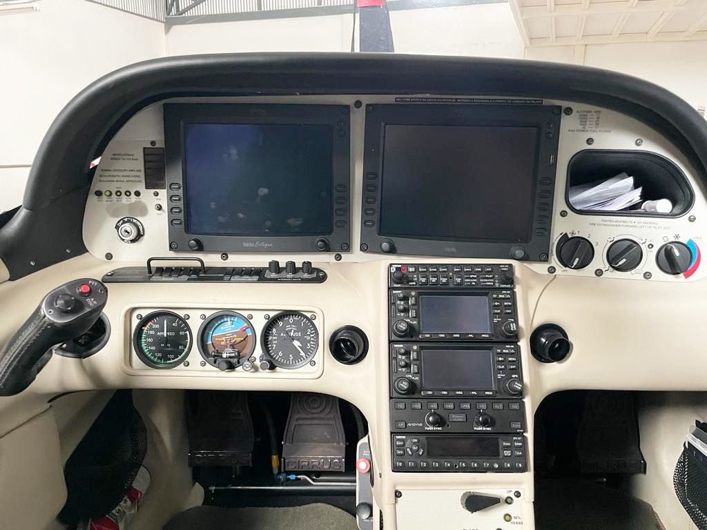 CIRRUS SR22 G2 2007