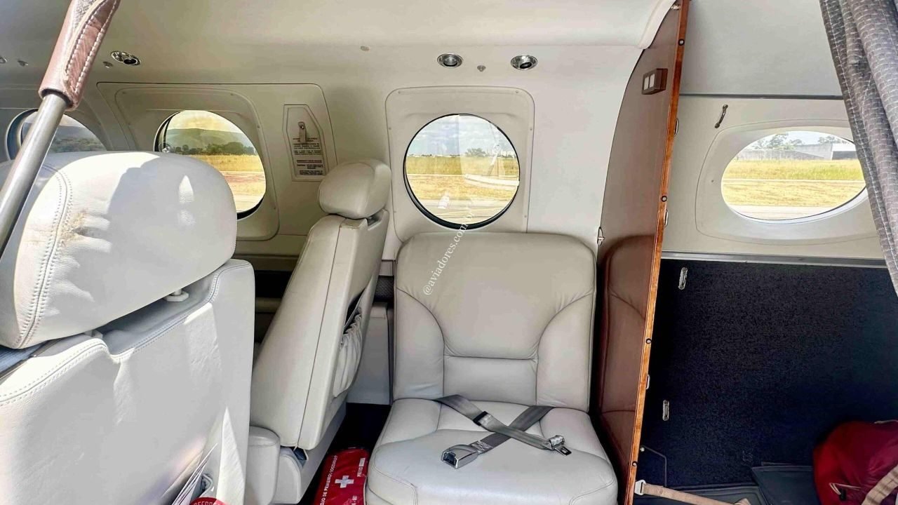BEECHCRAFT KING AIR C90GTx 2012 BEECHCRAFT KING AIR C90GTx 2012