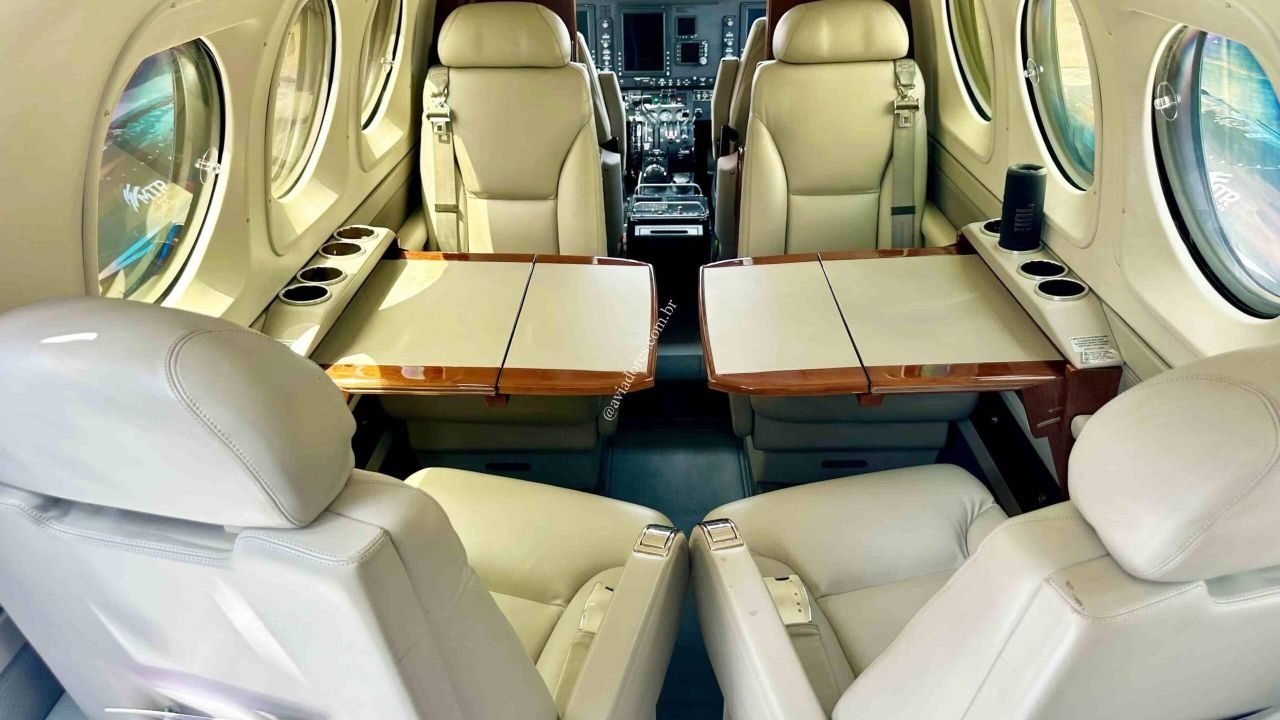 BEECHCRAFT KING AIR C90GTx 2012 BEECHCRAFT KING AIR C90GTx 2012