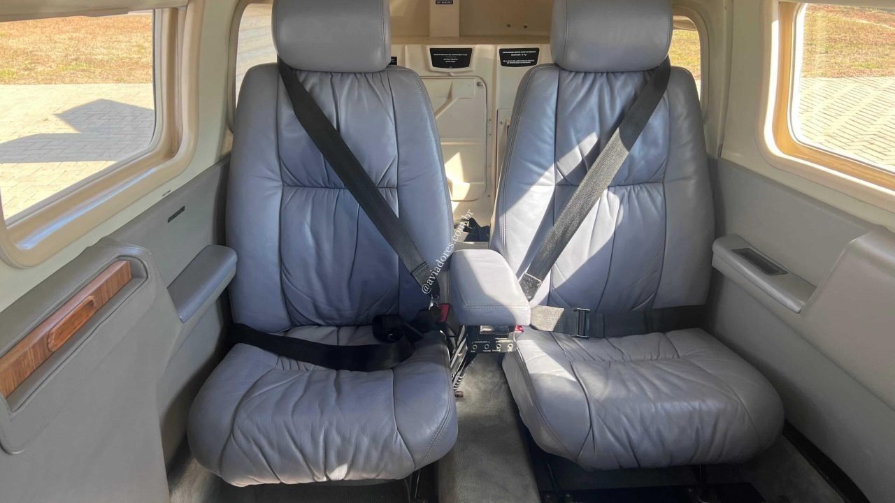 PIPER PA-34-220T SENECA V 2001 PIPER PA-34-220T SENECA V 2001