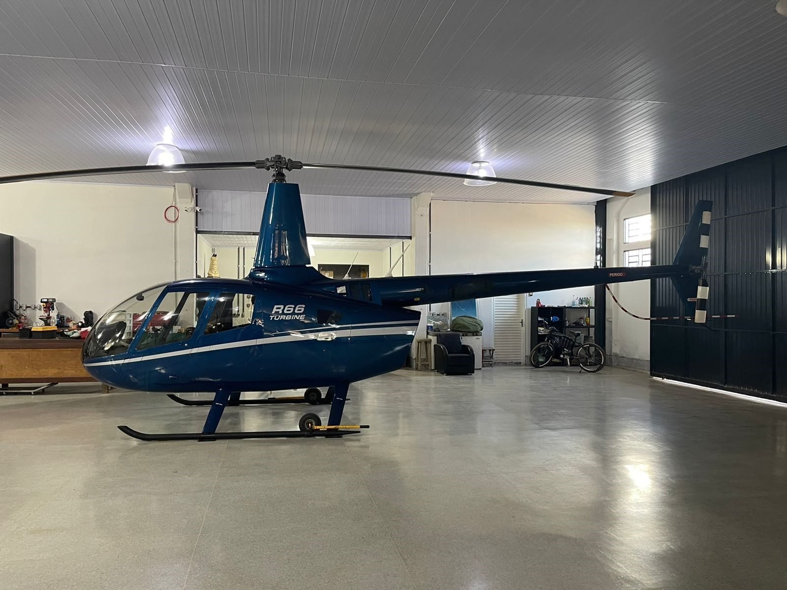 ROBINSON R66 TURBINE 2012 ROBINSON R66 TURBINE 2012