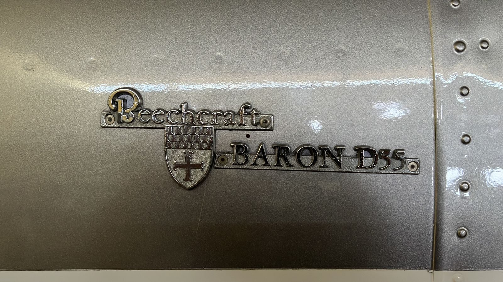 BEECHCRAFT BARON D55 1969