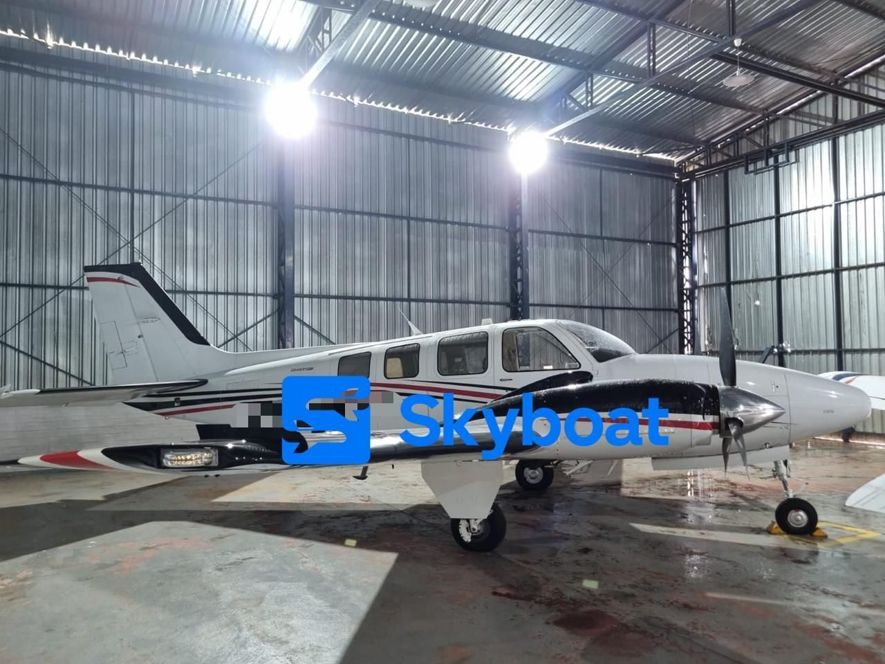 BEECHCRAFT BARON G58 2014