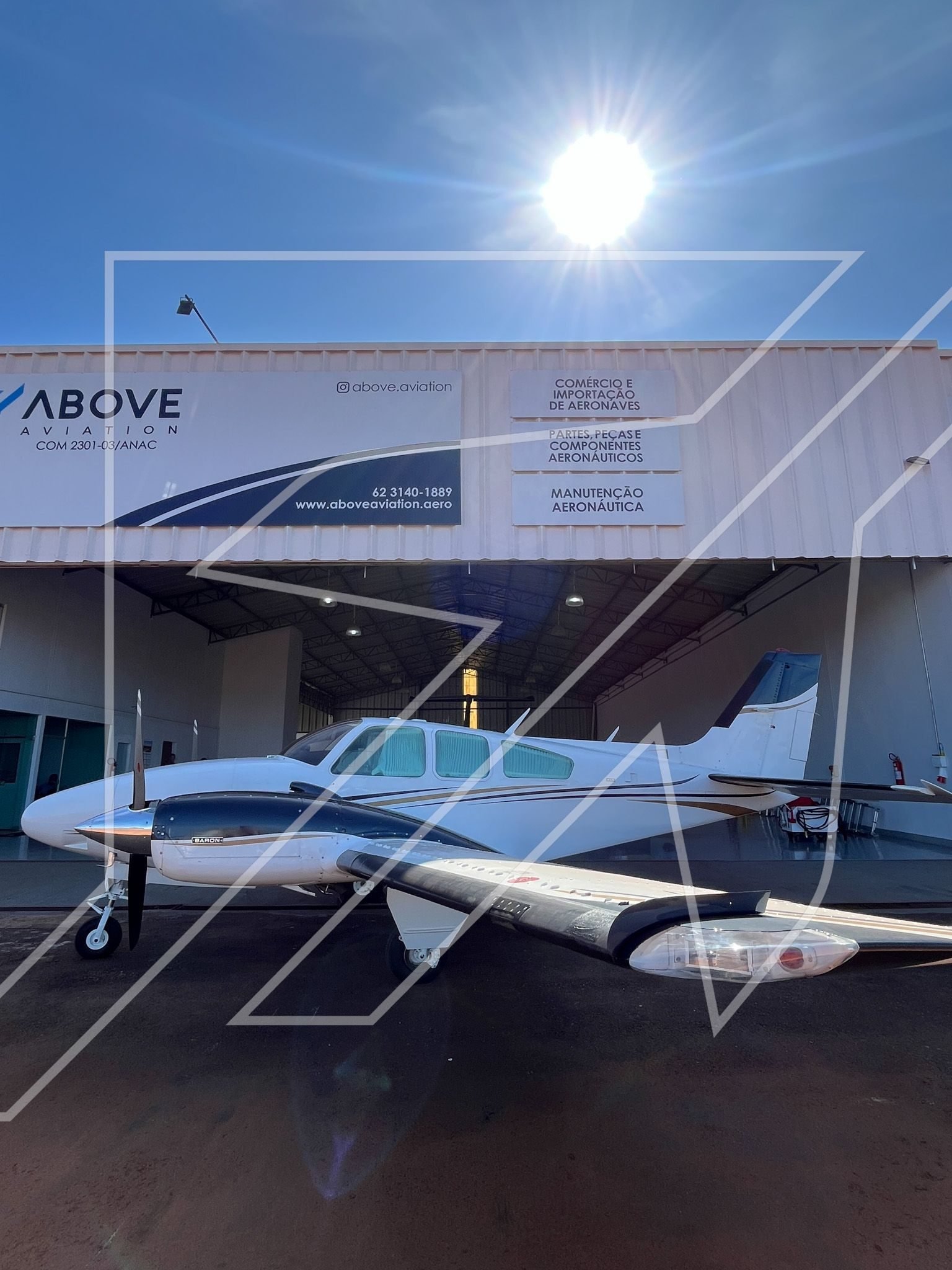 BEECHCRAFT BARON E55 1975 BEECHCRAFT BARON E55 1975
